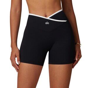 Alo Inspired Crossover Waist Yoga Shorts Black Athleisure Activewear